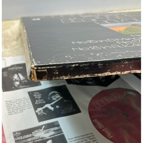 Guarneri Mozart Six Quartets Dedicated To Haydn 3LP Box Set RCA Red Seal CRL1988 - Picture 8 of 9